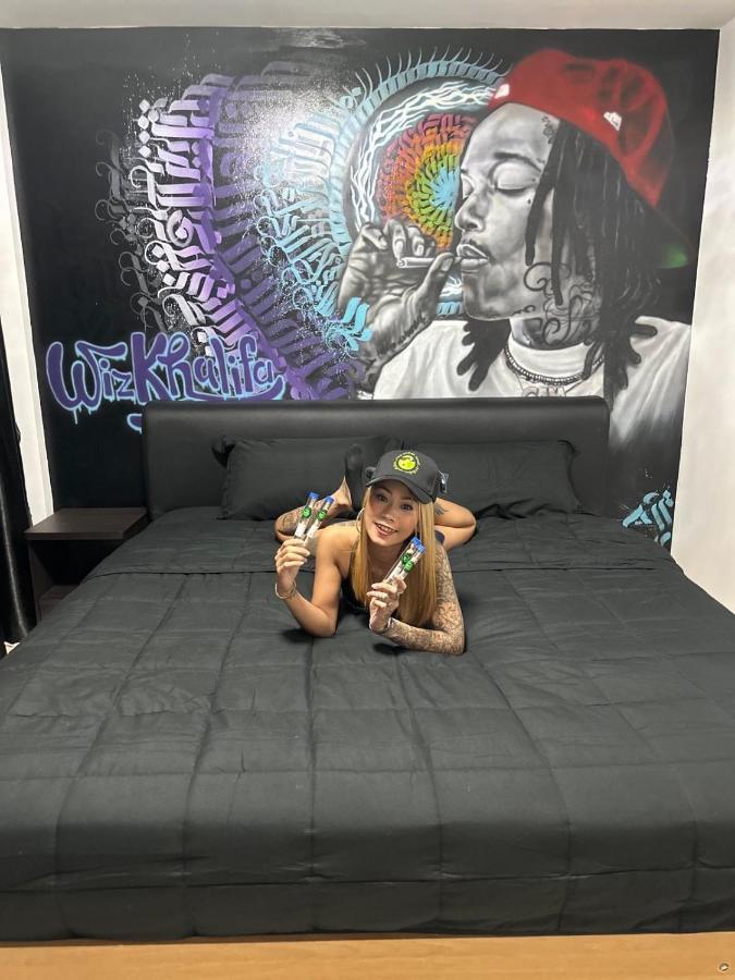 Bonkers Guesthouse Pattaya Dış mekan fotoğraf